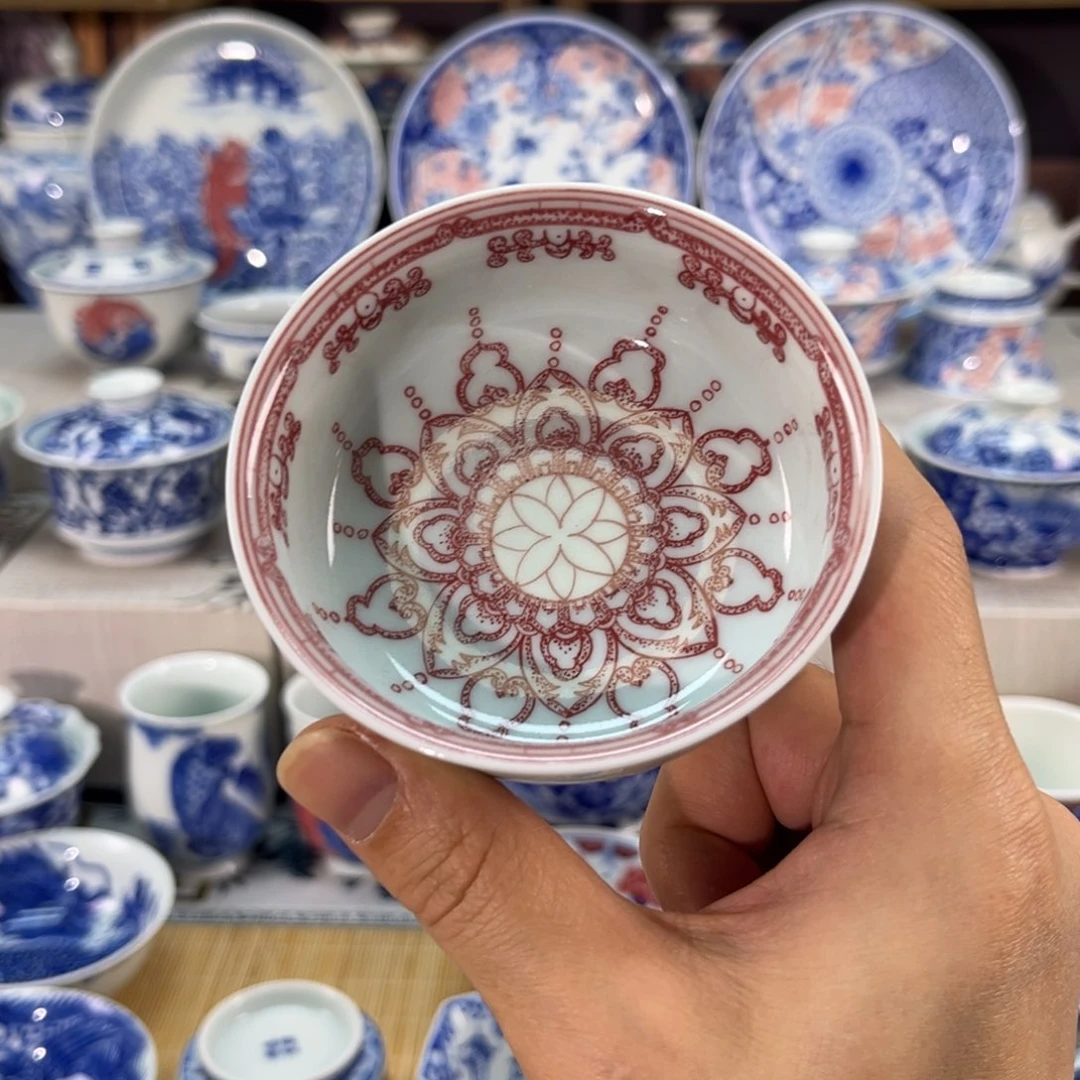 釉里红宝相矮炉式杯