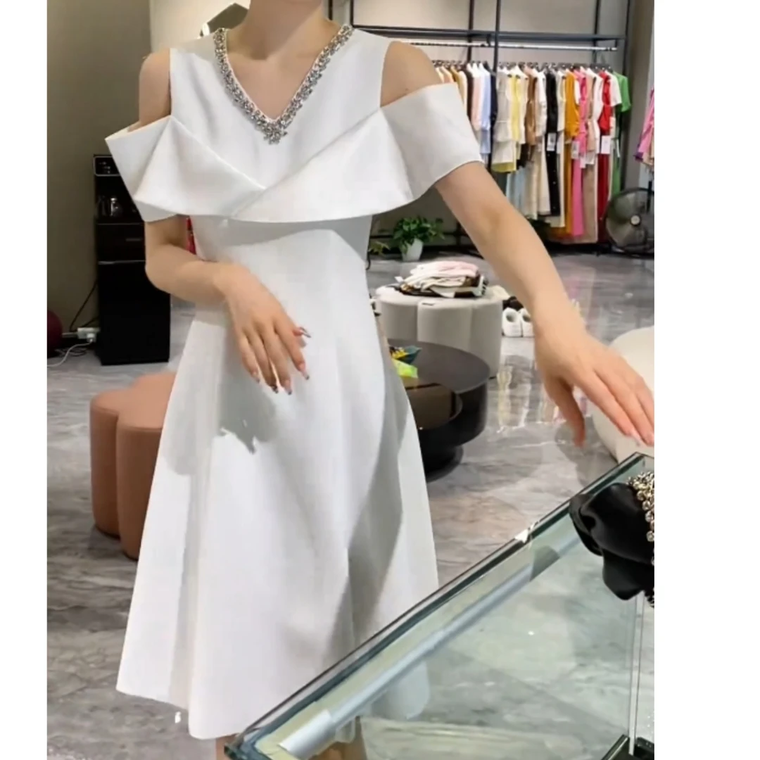 时髦气质名媛露肩烫钻连衣裙网红爆款炸街礼服裙韩版设计感潮