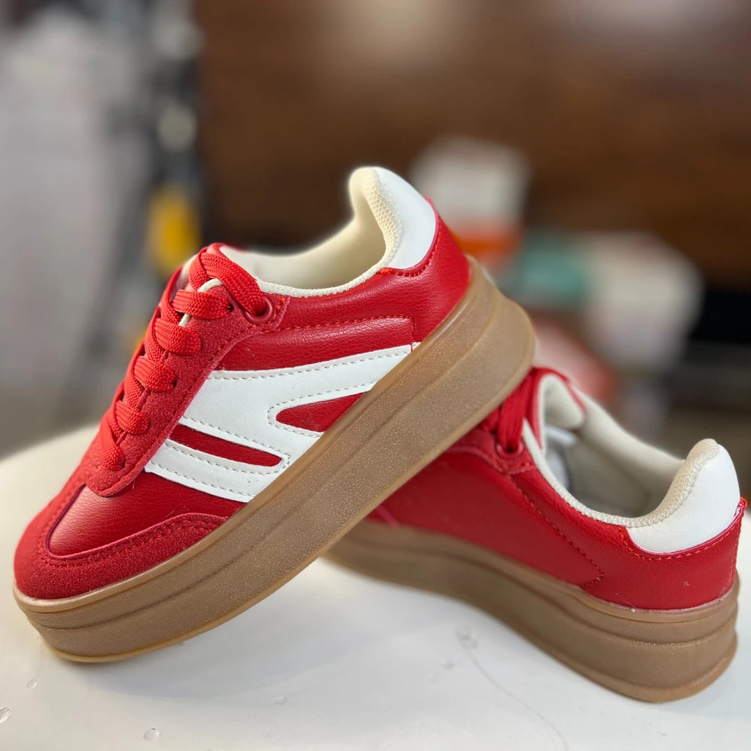 运动童鞋板鞋休闲舒适 070