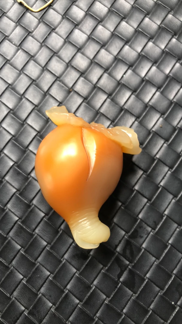 天然原矿缅黄吊坠