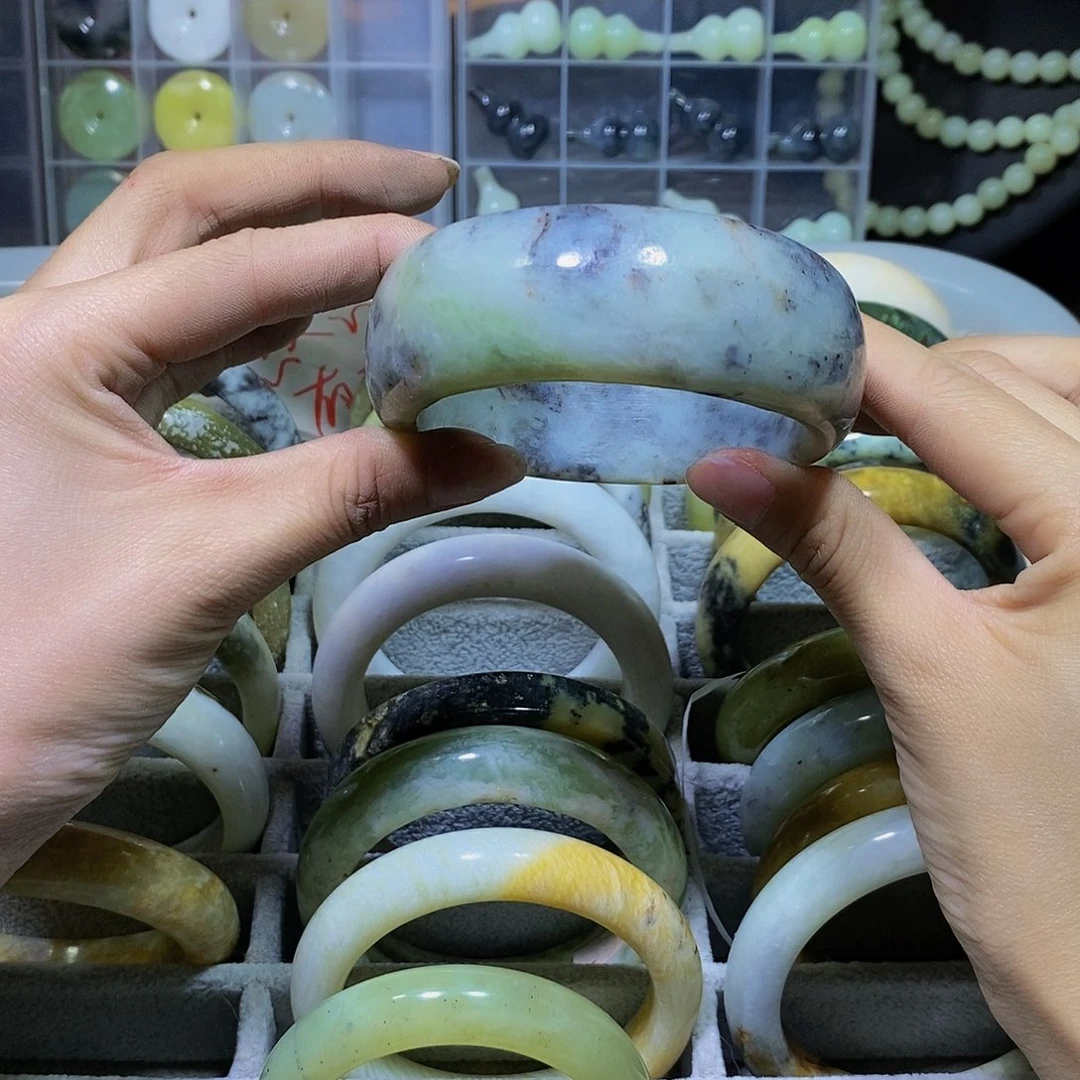 蛇纹石玉未镶嵌其他126