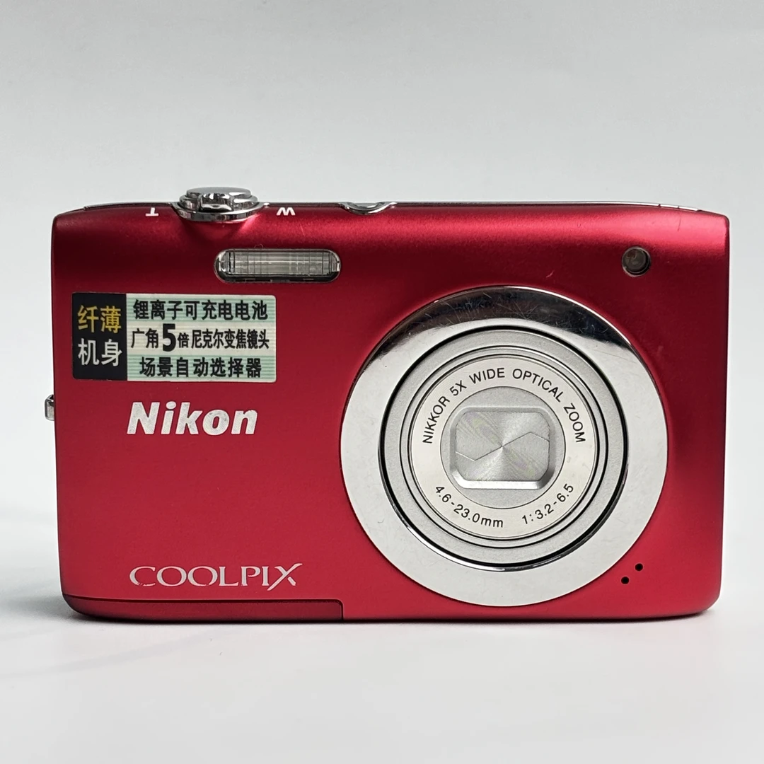 95新 Nikon/尼康 s2600红色1400万像素5倍变焦复古ccd