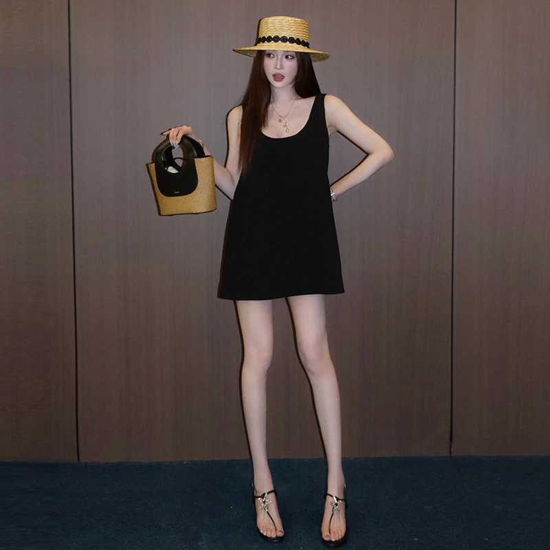 赫本风法式黑色无袖背心连衣裙子女夏季2025新款爆款休闲宽松短裙