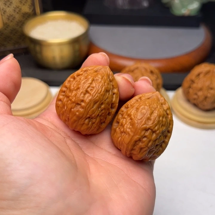 文玩核桃把件东*静36舍利子全品