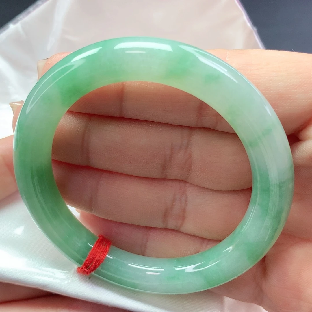 【闪购商品】翡翠手镯未镶嵌a 069001