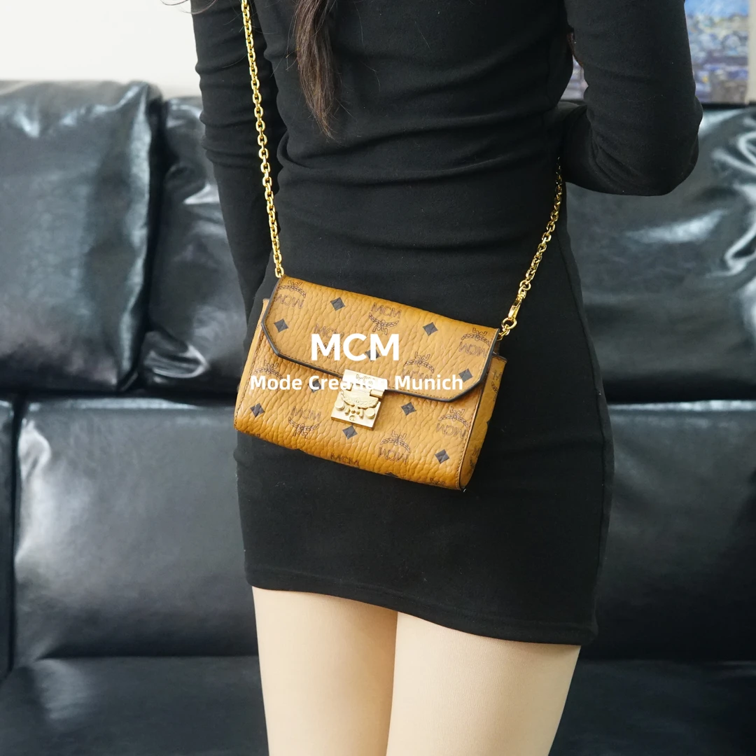 95新 MCM 干邑色斜挎包/BB11528031/8031