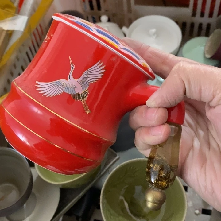 陶瓷艺术品及陶瓷壶