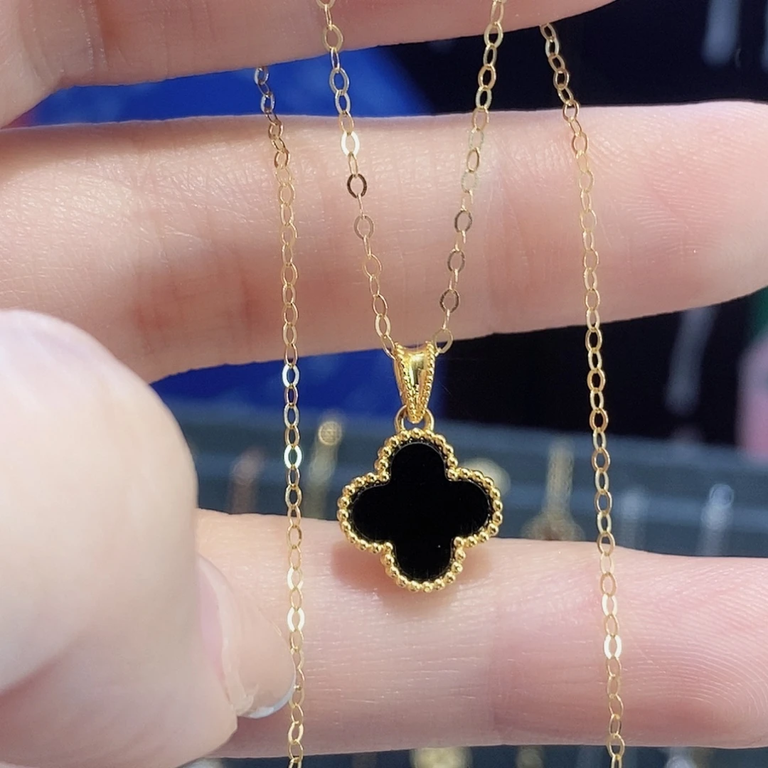 玛瑙/玉髓18K金镶嵌颈饰10mm花