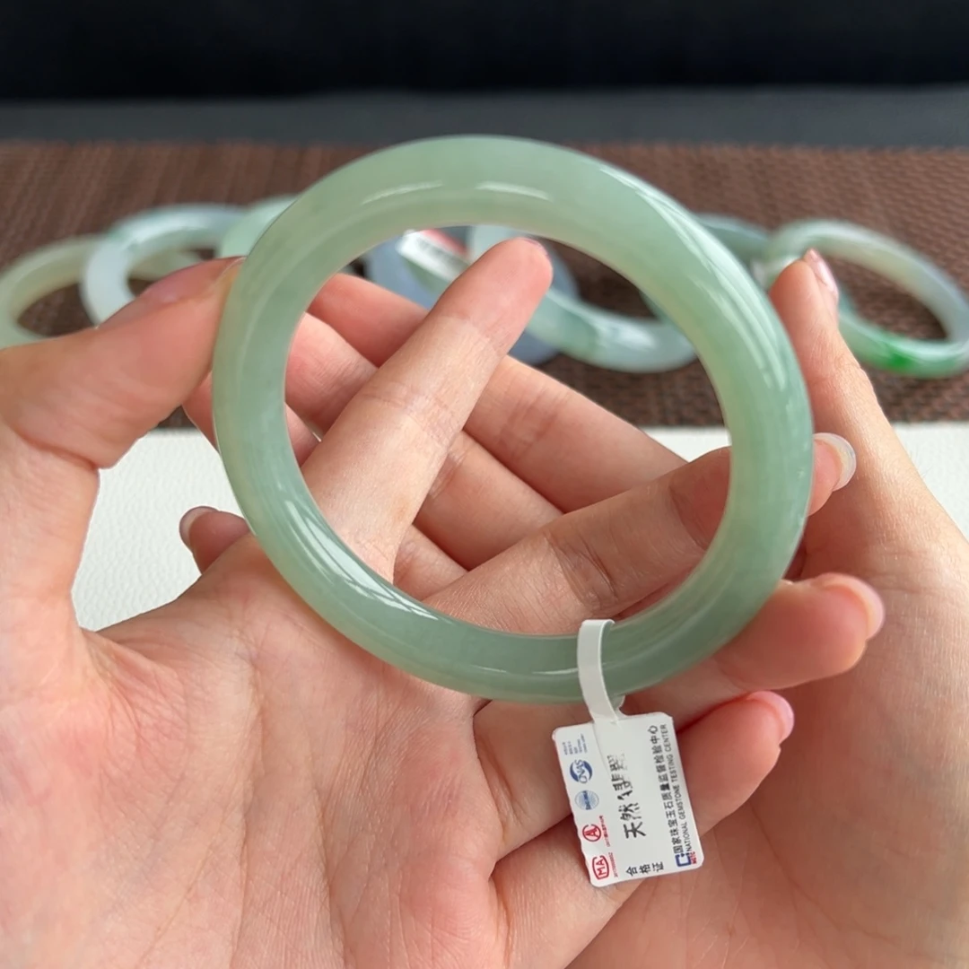 翡翠手镯未镶嵌30号 54.9