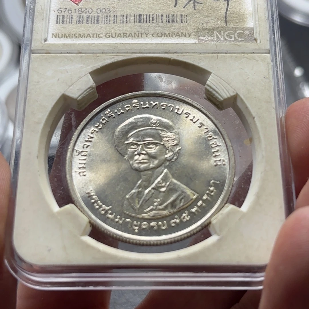 银Ag925泰国皇后生日纪念银币22克