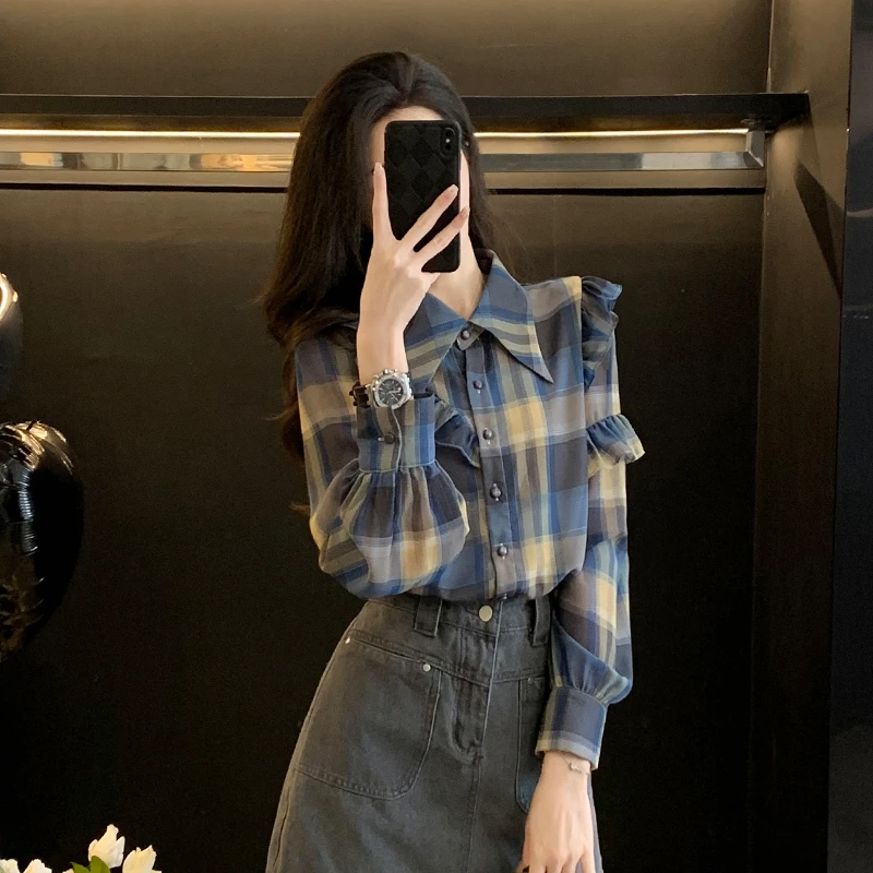 港风复古格子长袖衬衫2025新款女春季设计感拼接荷叶边超好看上衣