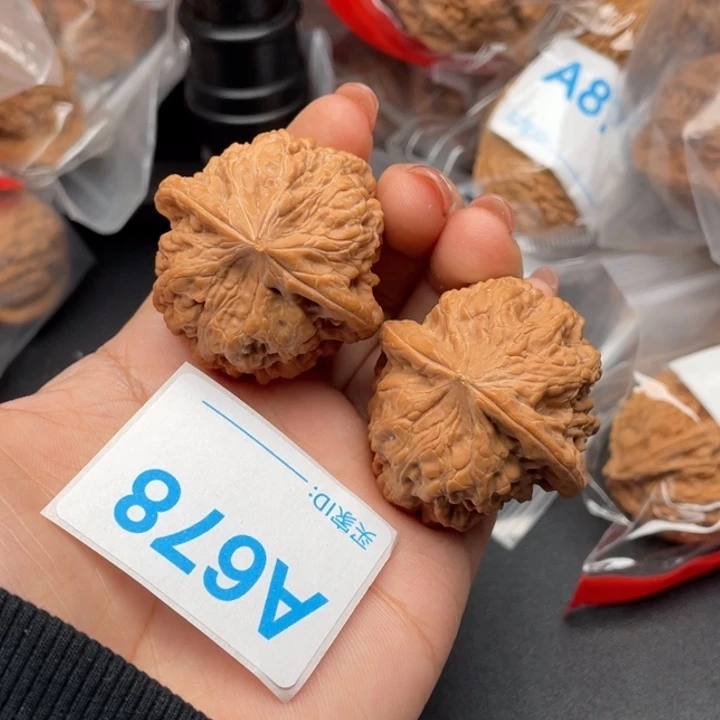 吊坠文玩核桃核桃