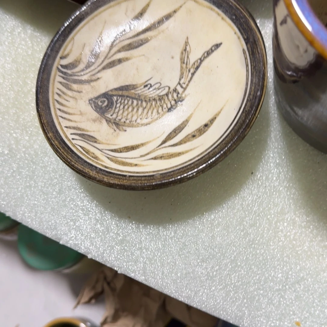 茶盏在你身边是个人吧哈哈