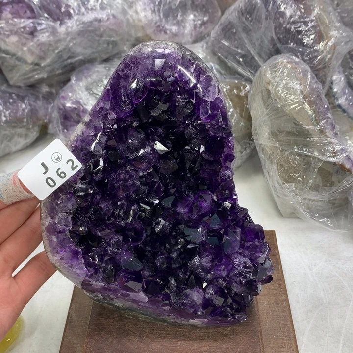 水晶大型摆件（非配饰）未镶嵌