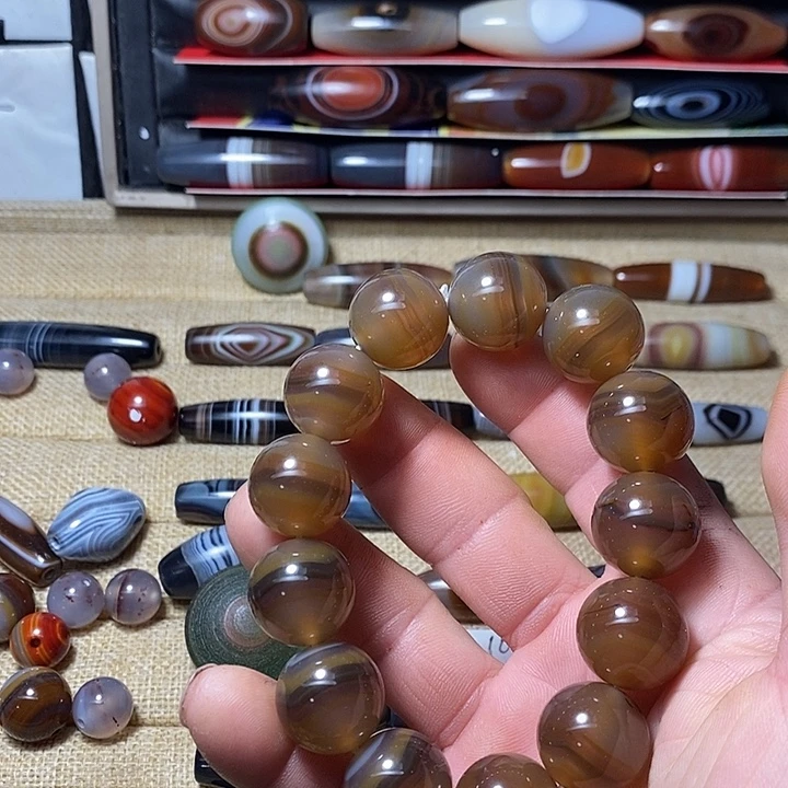 玛瑙/玉髓合金颈饰