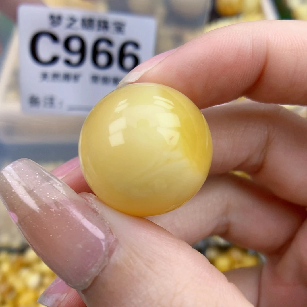 未镶嵌琥珀裸石21