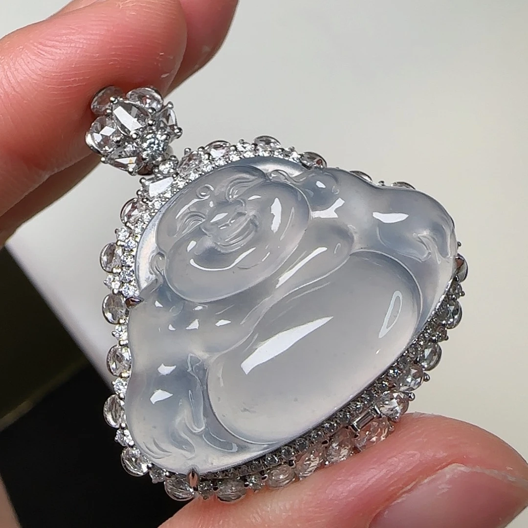 翡翠18K金镶嵌颈饰天然翡翠