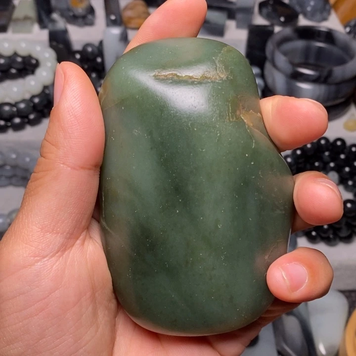 和田玉（翠青玉）未镶嵌颈饰