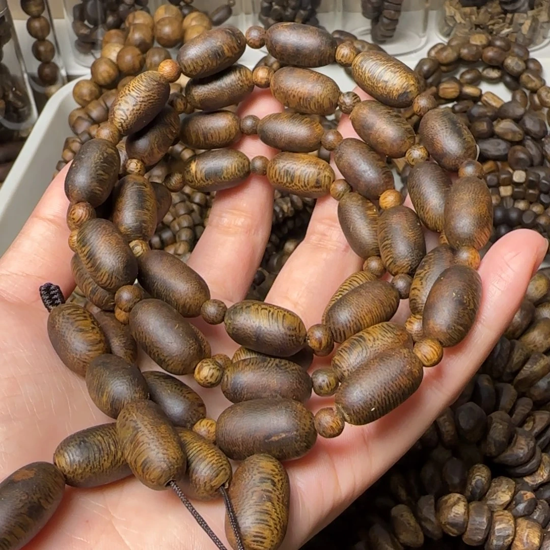 沉香手串多圈高油留疤40克+老料