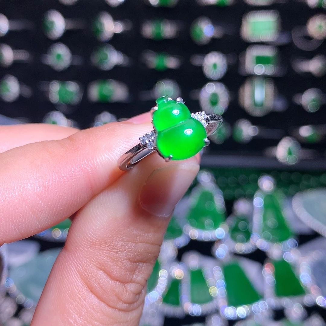 【闪购商品】翡翠银S925镶嵌吊坠(不含链)天然翡翠