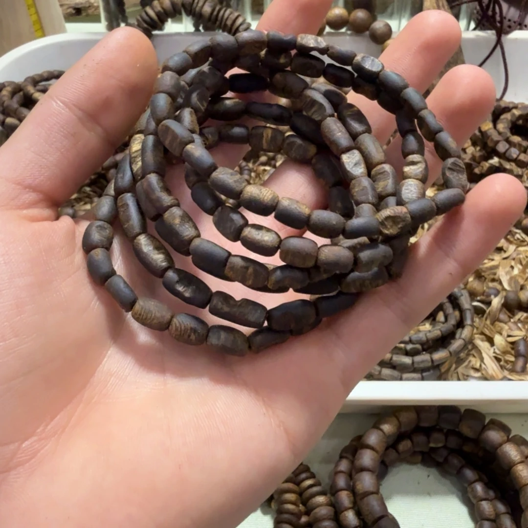 沉香碎屑沉香乌身沉水留疤单圈