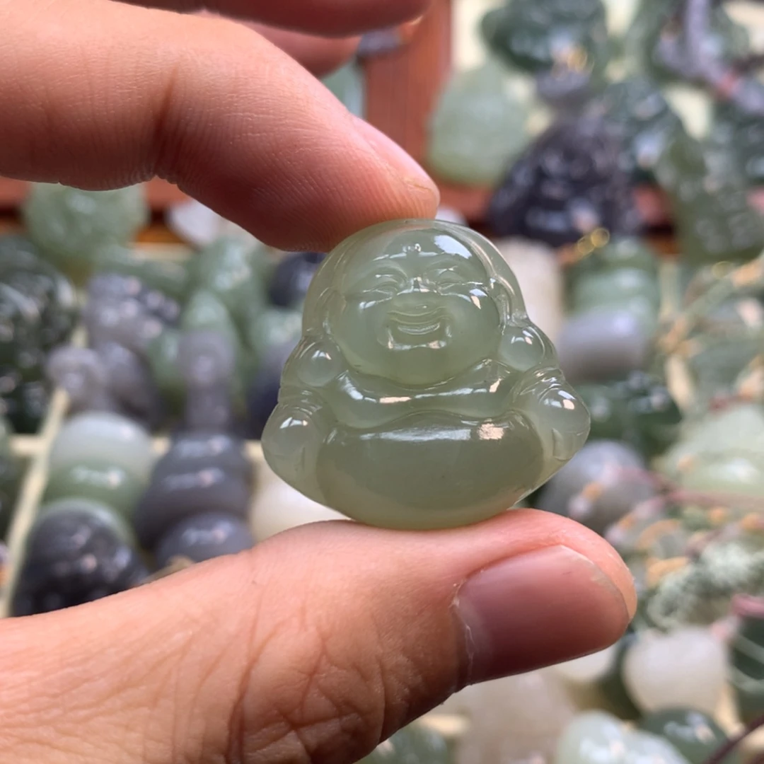 【闪购商品】颈饰未镶嵌和田玉