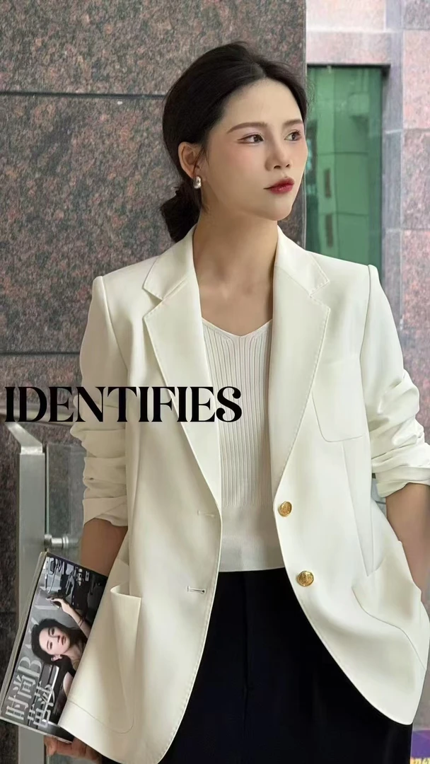 易缔媤白月光西装D43554B2021