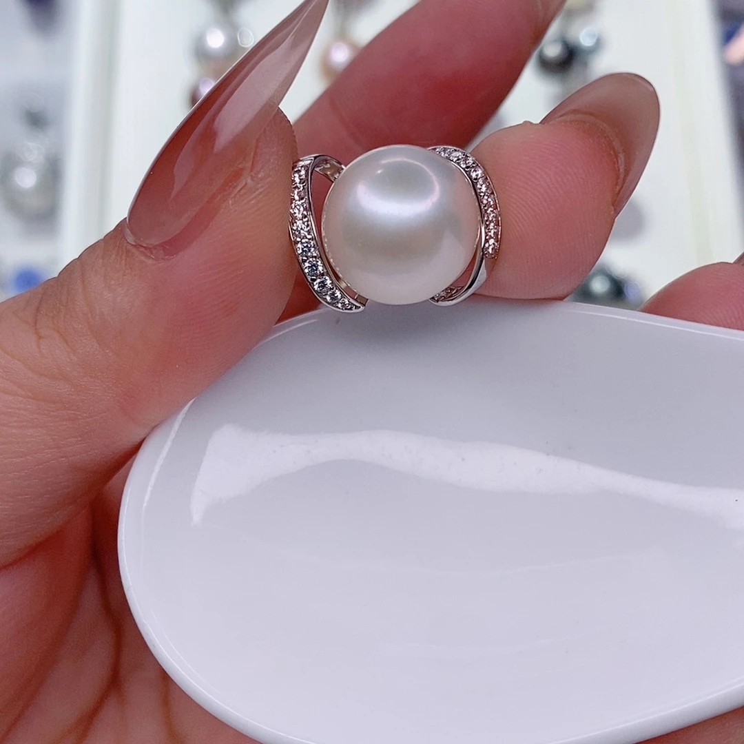 银S925镶嵌淡水珍珠吊坠(赠链)