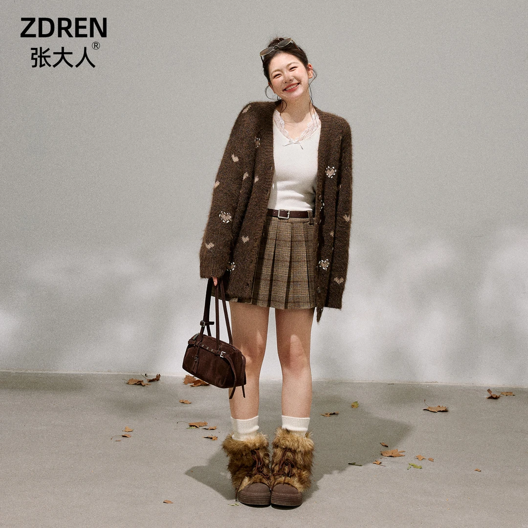张大人【甜心栗子】大码女装微胖妹妹韩系穿搭心形毛衣开衫套装