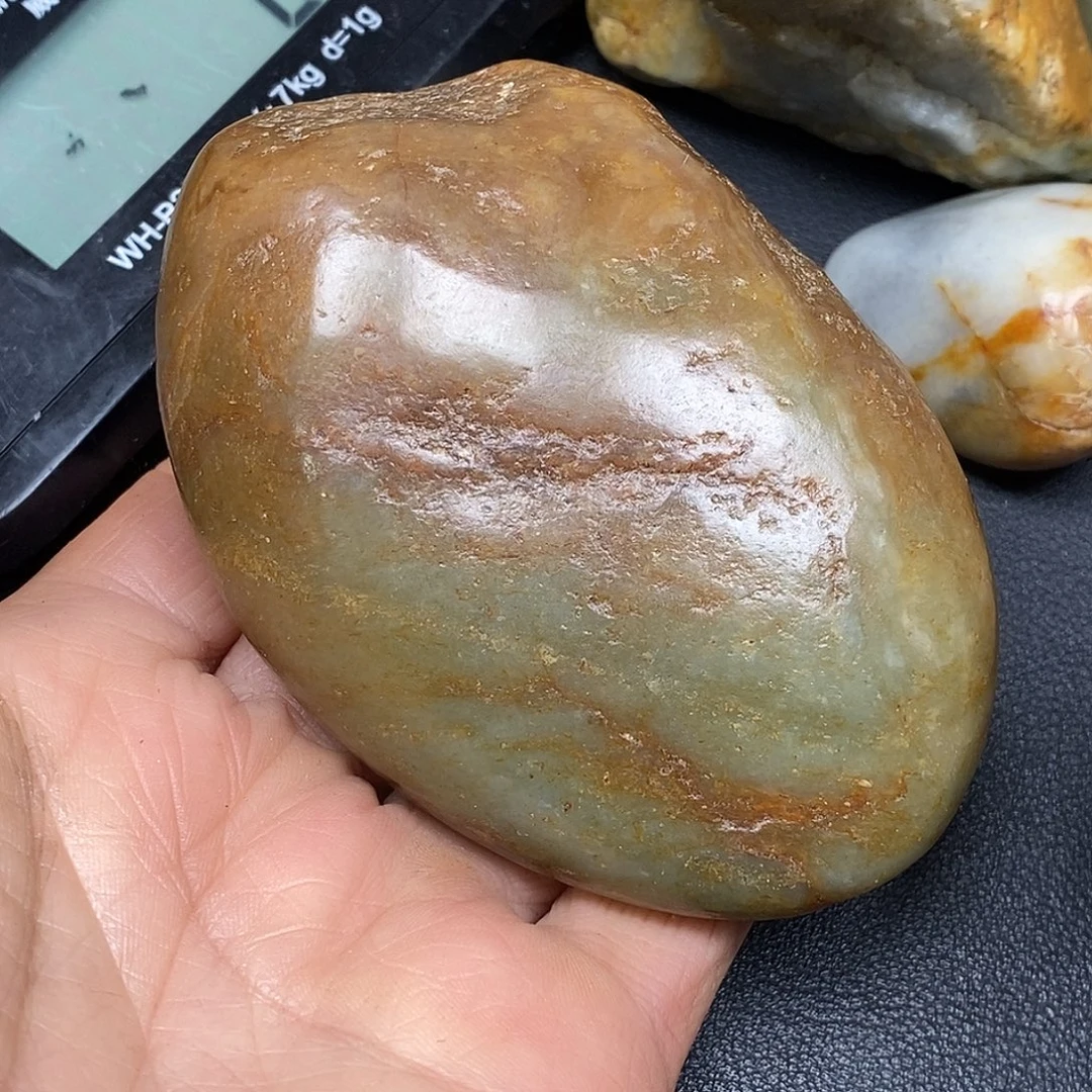 和田玉未镶嵌珠宝奇石