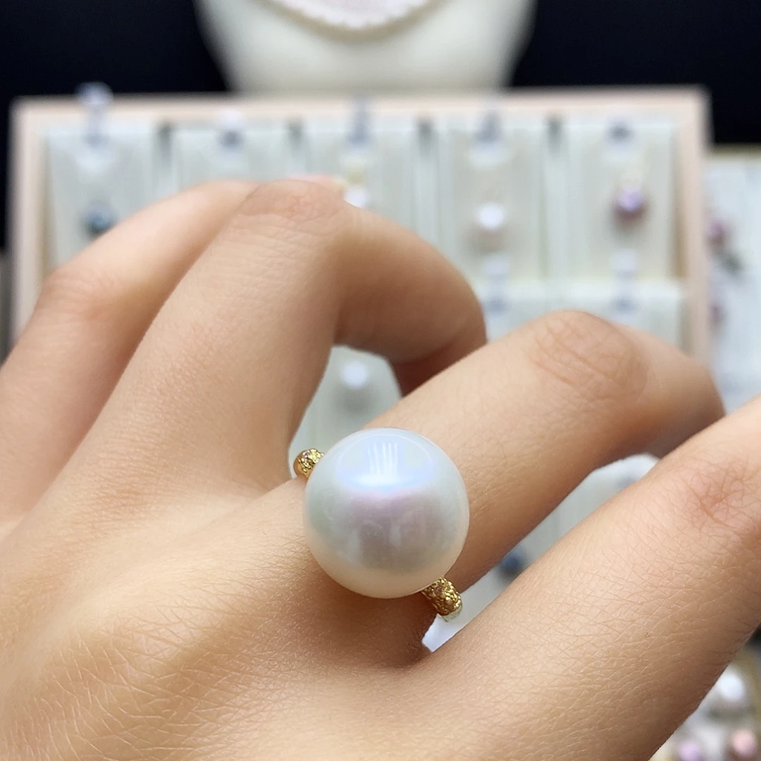 淡水珍珠合金颈饰