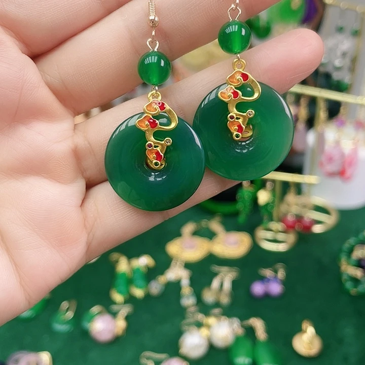 玛瑙/玉髓耳钉合金
