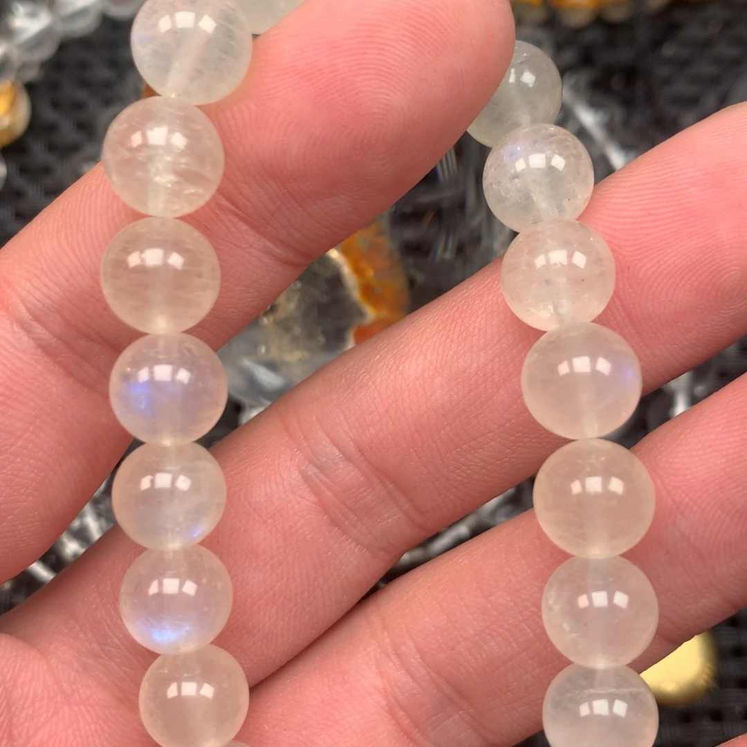 未镶嵌颈饰水晶胭**刀