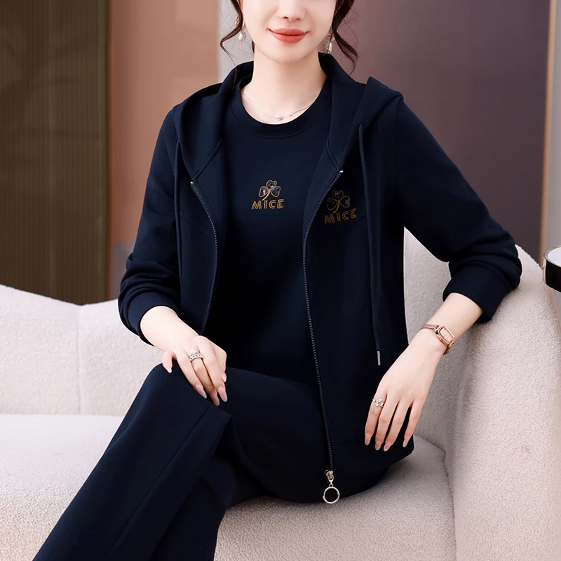 2025秋季新款中年妈妈马甲卫衣三件套洋气质显瘦30-40岁洋气女装