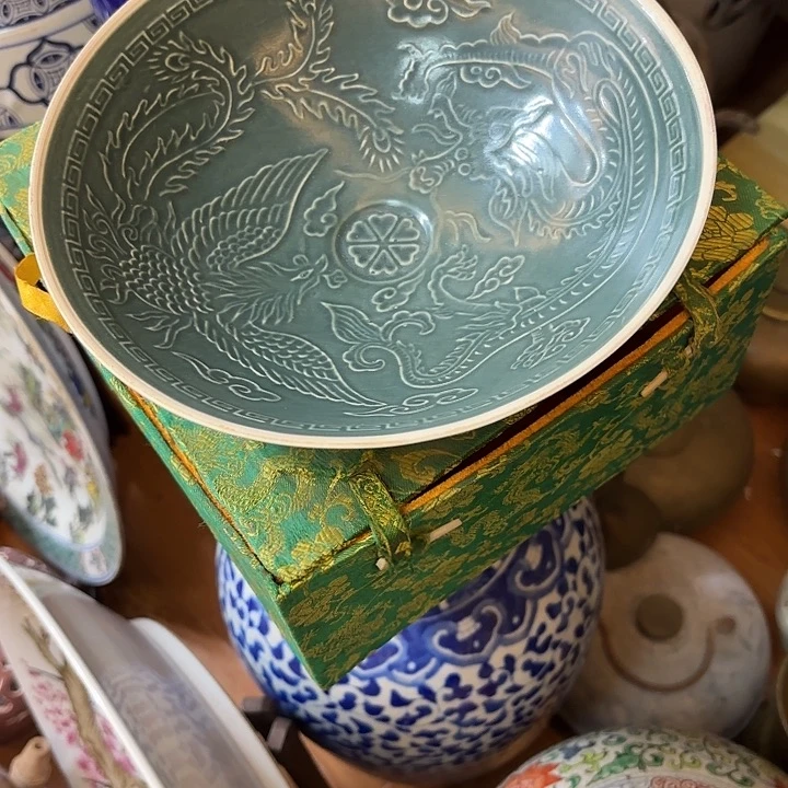用***9陶瓷摆件不固定一件带盒子