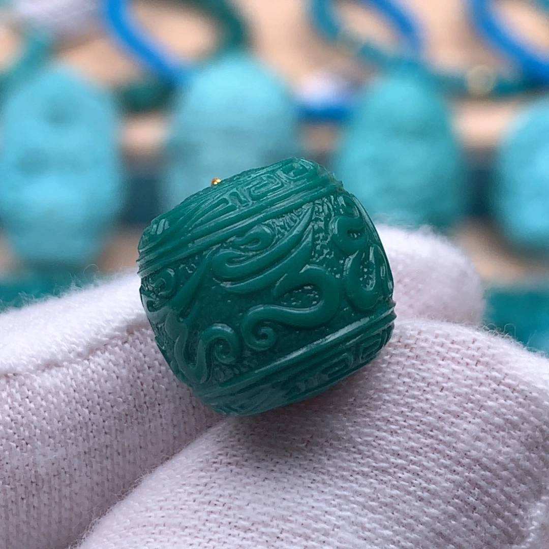 绿松石未镶嵌珠宝奇石14*13.2mm