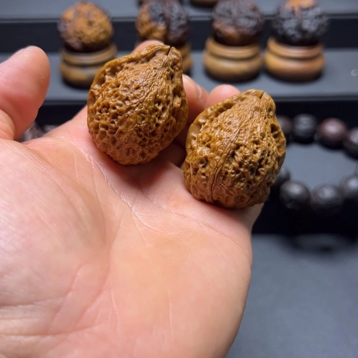 文玩核桃吊坠B护嘴蟾41