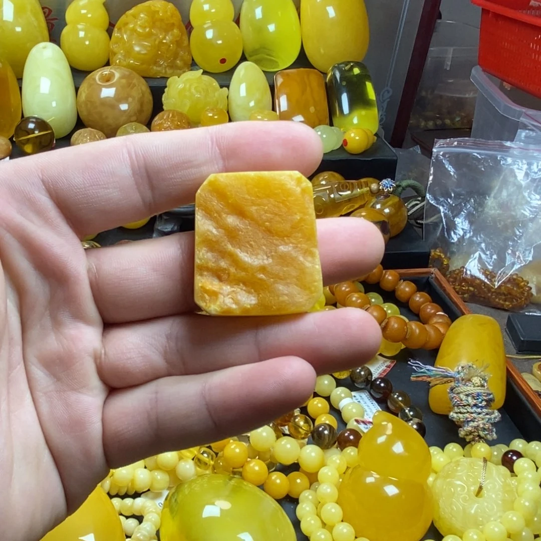 裸石琥珀未镶嵌蜜蜡