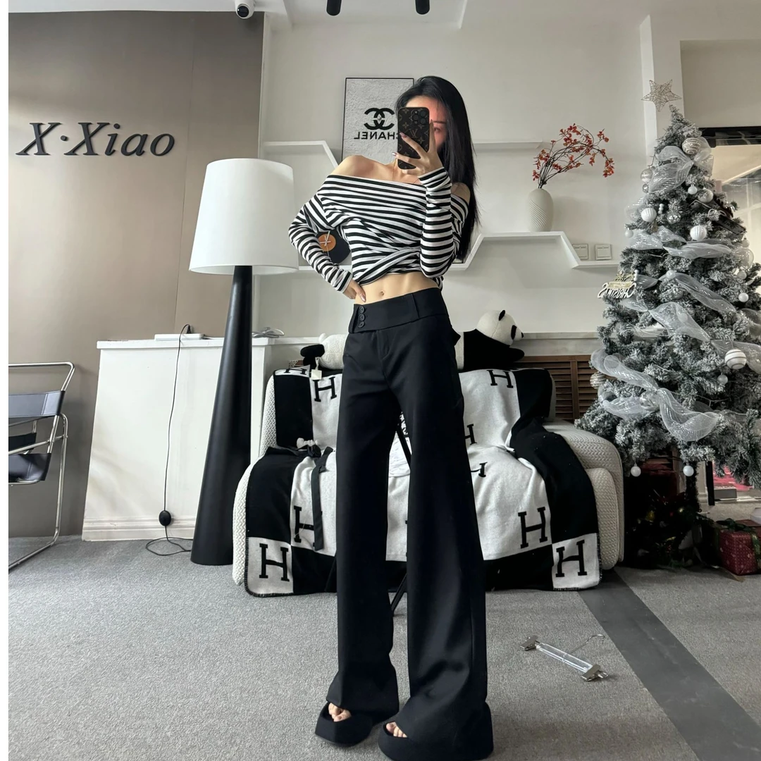 个性纽扣低腰西装休闲裤女夏季新款显瘦垂感长裤百搭黑色微喇裤子