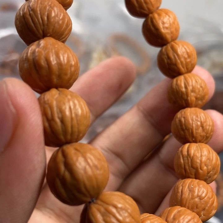 猴头核桃吊坠今天的天气真的好