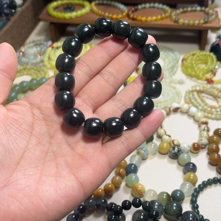 和田玉未镶嵌手链