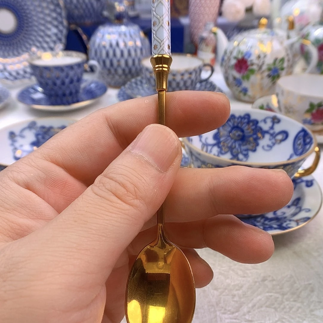 瓷片元****常开播时间每周