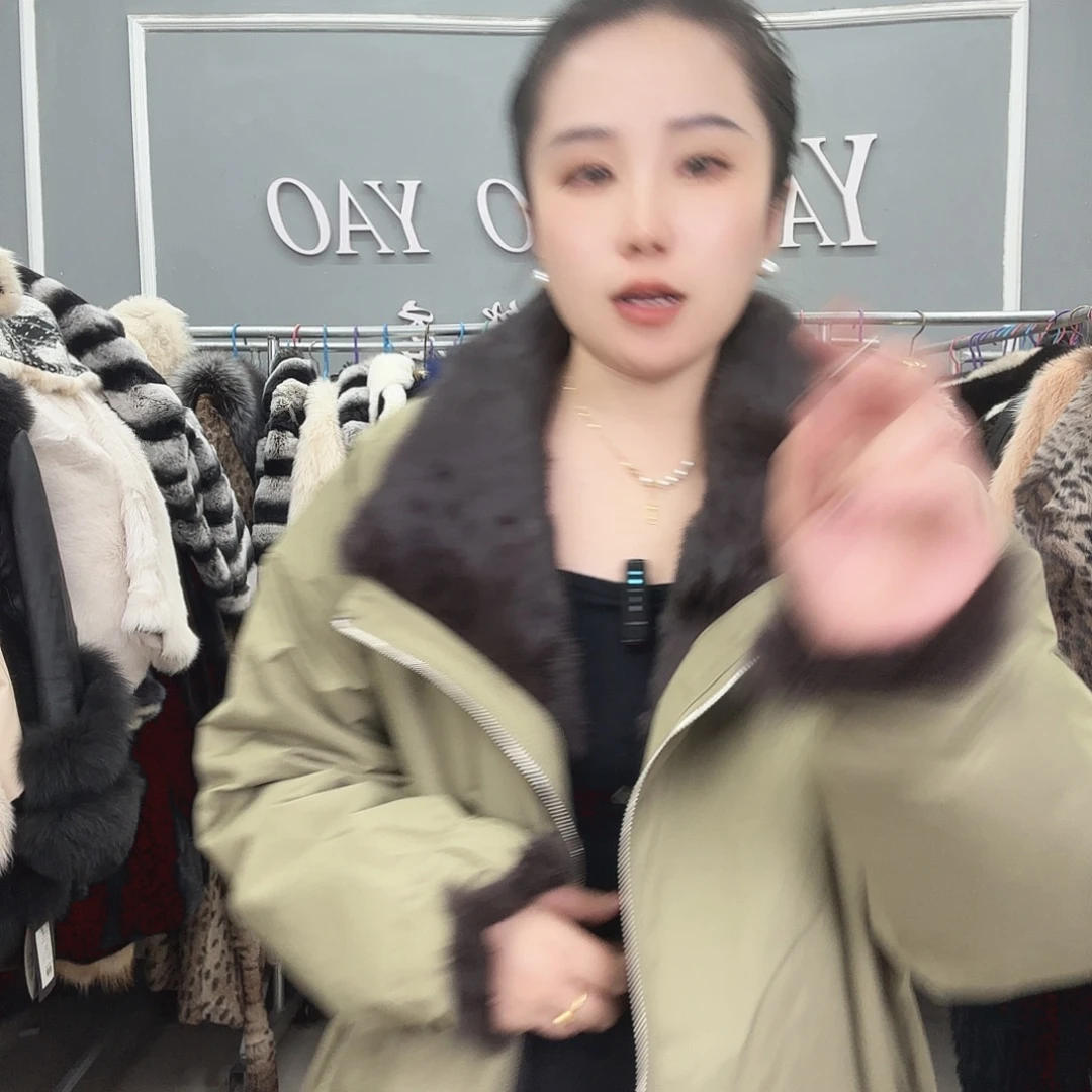 姚小妖家高端皮草