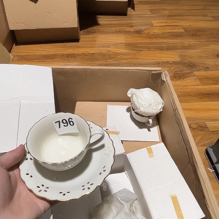 瓷片呀工艺品摆件瓷器摆件正能量