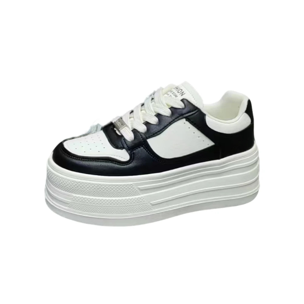 51687  25704真皮厚底小白鞋 （标准尺码）**米