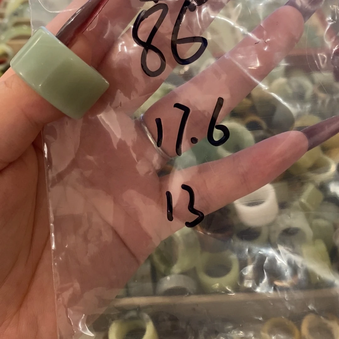 蛇纹石玉未镶嵌戒指