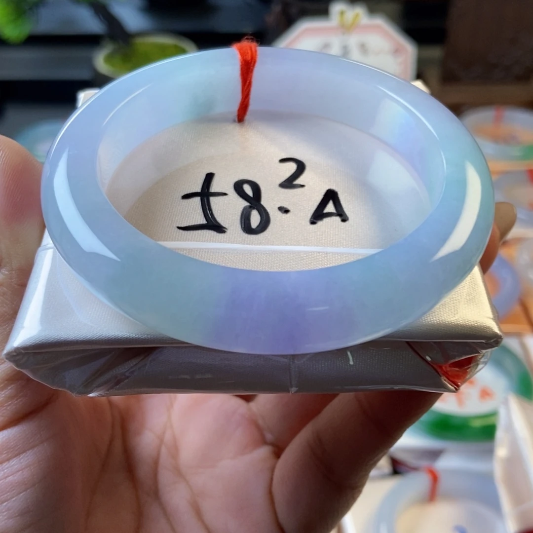 翡翠未镶嵌手镯50