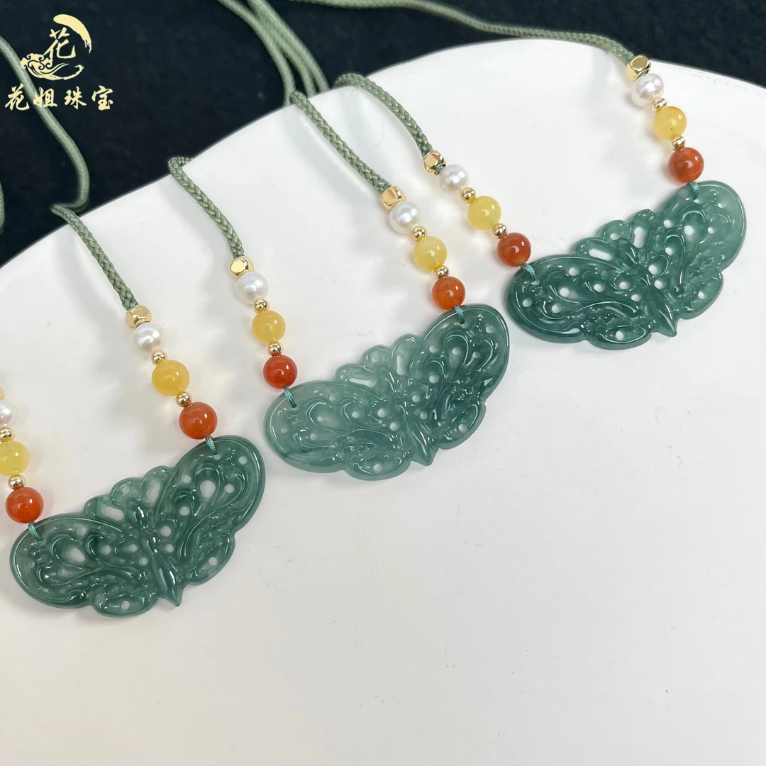 JRJ39天然翡翠A货蝴蝶项链长链 38*19*2mm 多样性发其一 蓝色蝴蝶