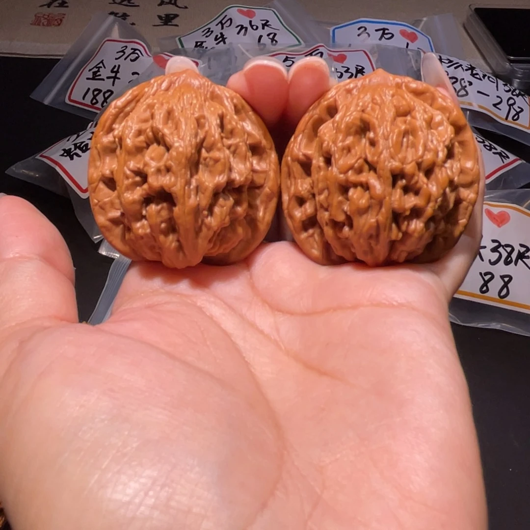 把件文玩核桃42左右虎头