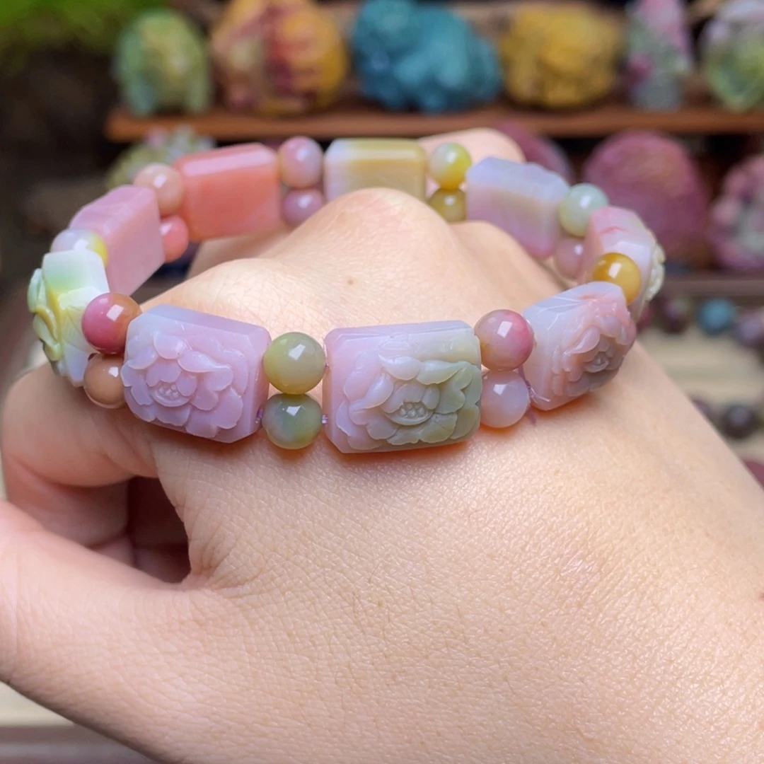 玛瑙/玉髓未镶嵌手串盐源玛瑙牡丹花手牌